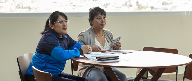 "Taller de Competencias Blandas" a cargo del coach Mgtr. José Antonio González y dirigido a los rectores y vicerrectores de los colegios de la ciudad de Loja. "Taller de Competencias Blandas" a cargo del coach Mgtr. José Antonio González y dirigido a los rectores y vicerrectores de los colegios de la ciudad de Loja.