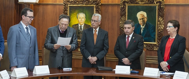 Posesión de Rector y Vicerrectora UTPL periodo 2020 - 2025 Posesión de Rector y Vicerrectora UTPL periodo 2020 - 2025