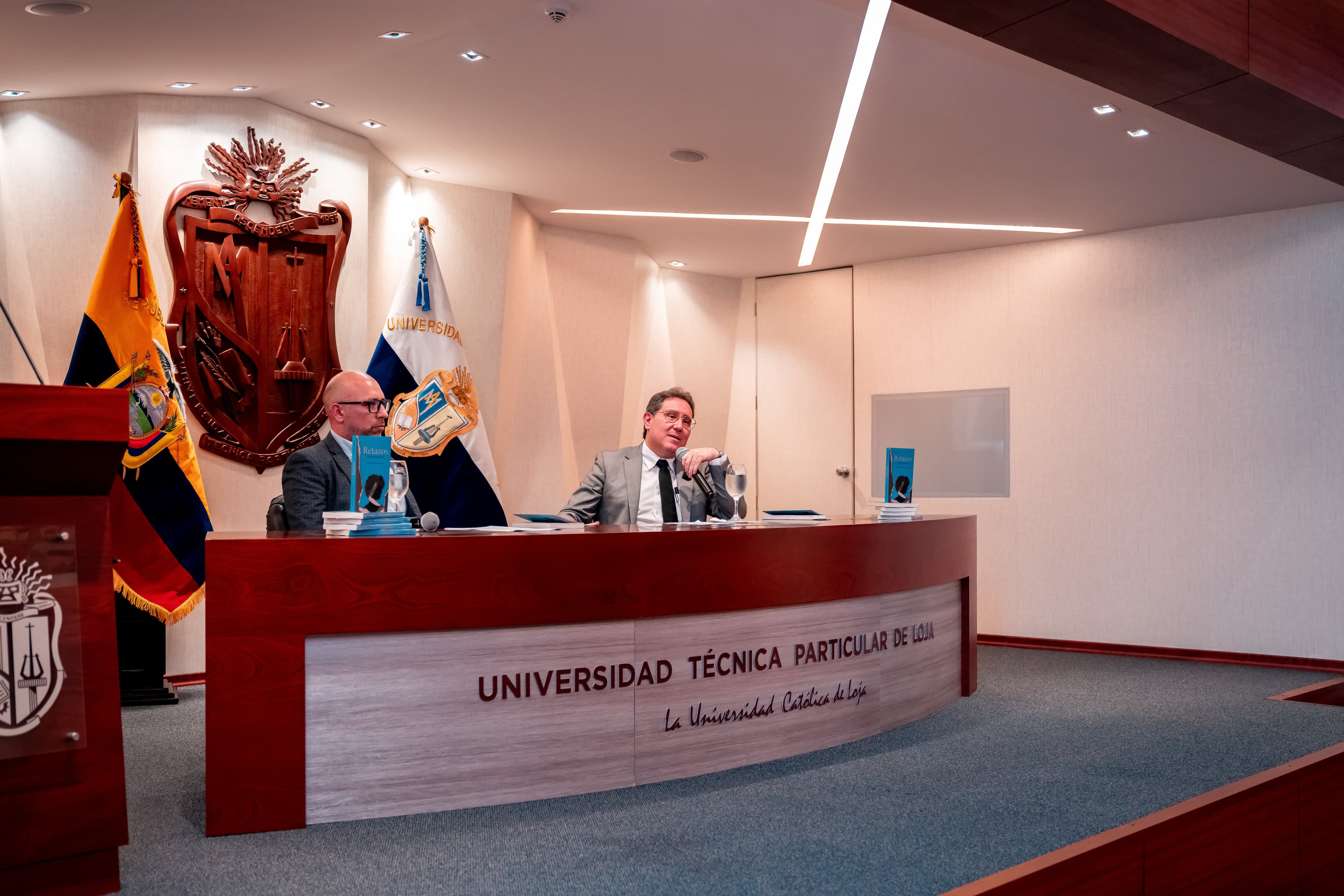 Loja apoya la educación literaria con la presentación del libro Retazos. Narraciones y sentimientos