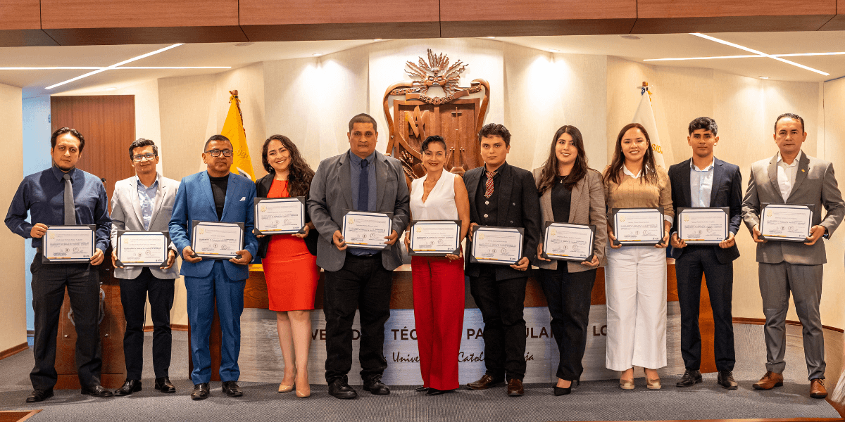 UTPL Alumni brillan por su innovación social en la III Premiación de Trabajos de Titulación e Integración Curricular