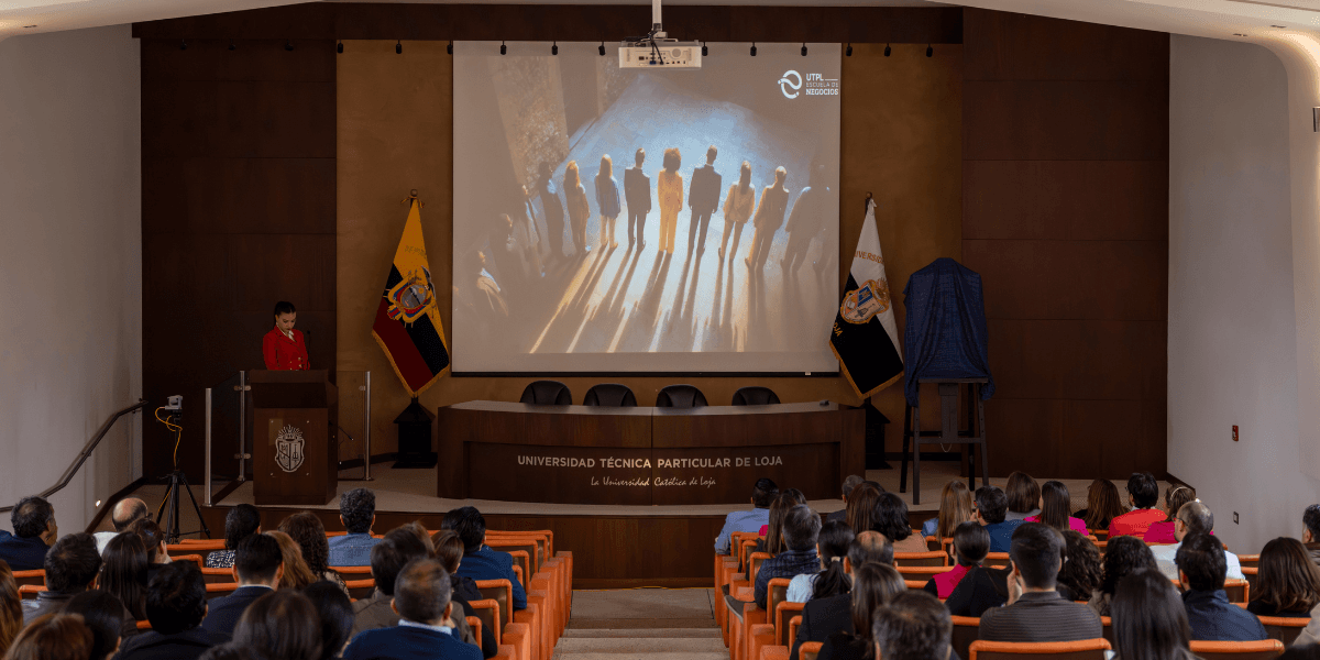 UTPL consolida su Escuela de Negocios y marca una nueva etapa en la formación empresarial del país