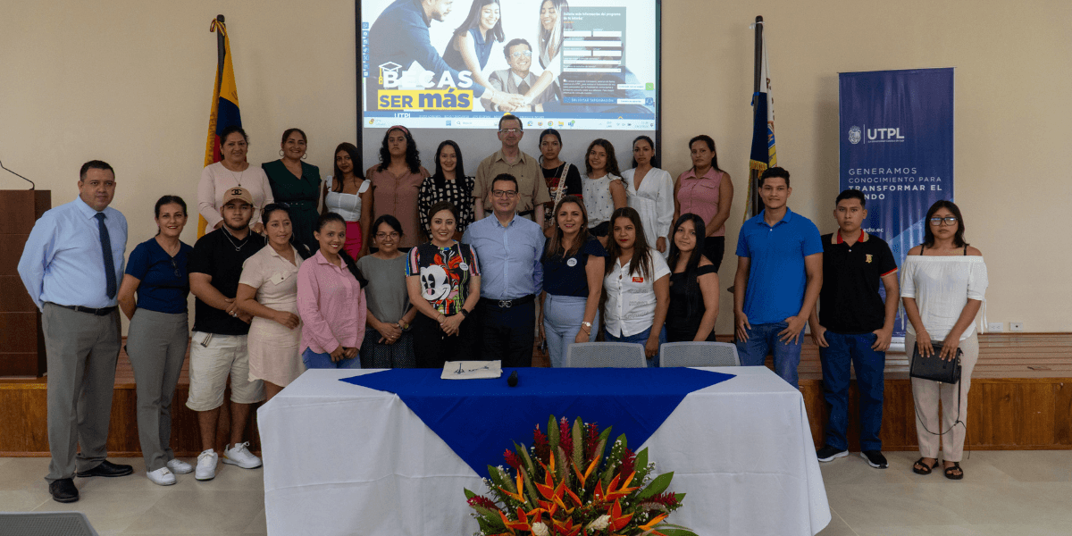 En Nueva Loja, UTPL organiza conversatorio sobre la calidad de la educación superior