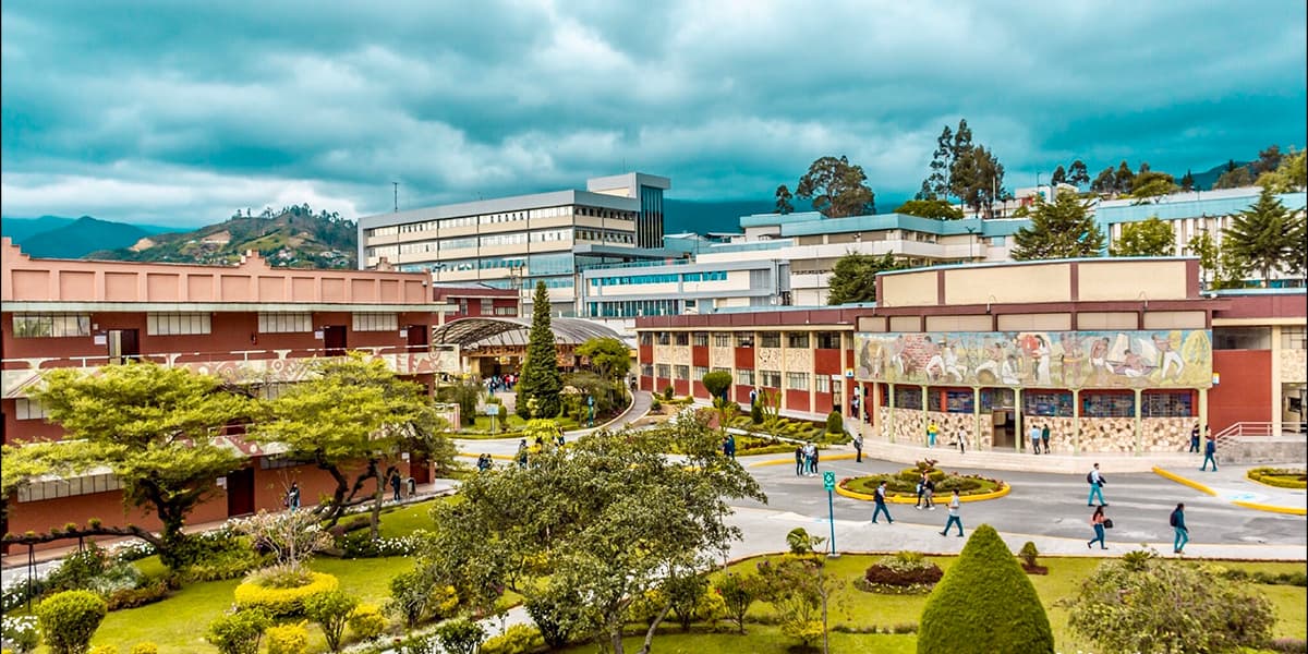 Calidad que transforma el compromiso de la UTPL con la excelencia en educación