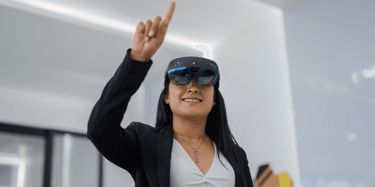 UTPL Alumni transforma la educación con innovación tecnológica