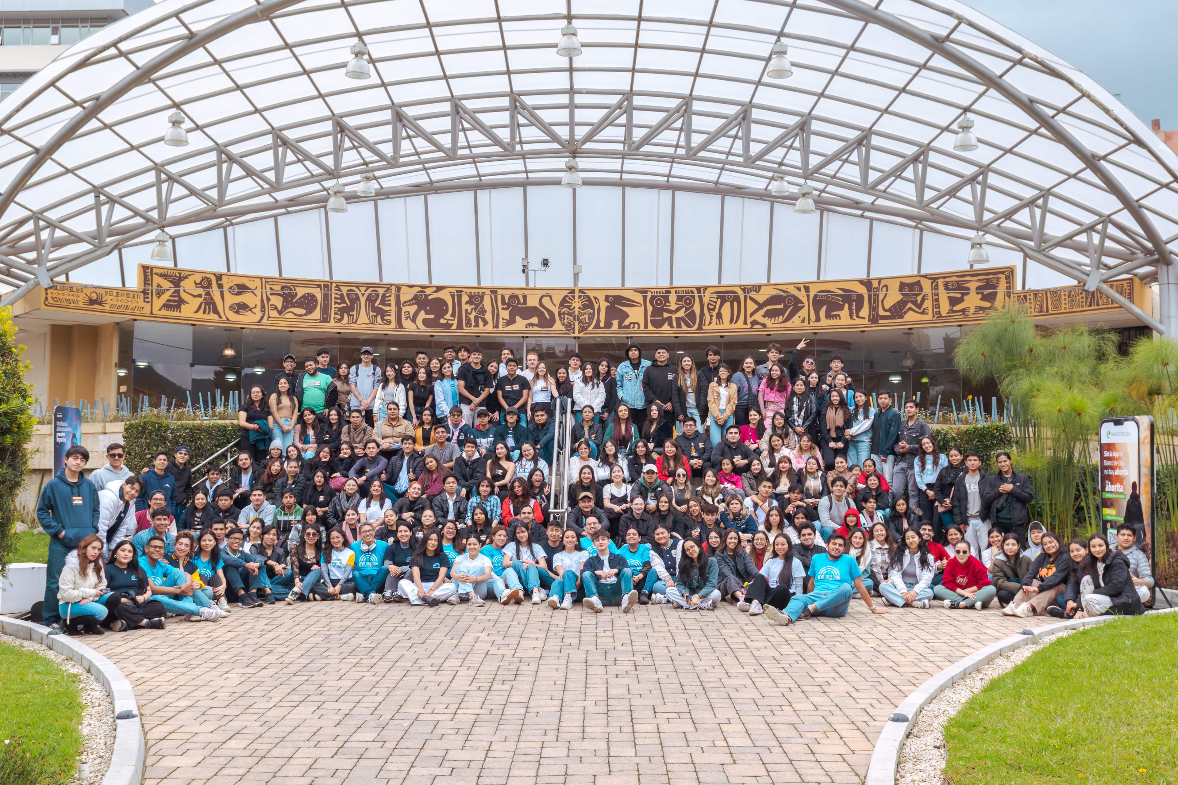 Parlamento Universal de la Juventud, impulsa el humanismo de Cristo en la UTPL