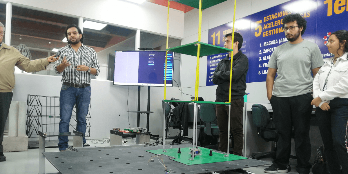 Laboratorio de monitoreo sísmico de la UTPL fortalece la formación universitaria a través de la tecnología
