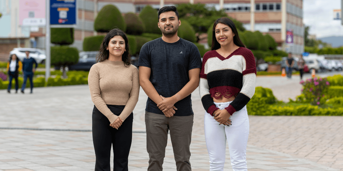 Estudiantes de Ingeniería Civil participan en una final de emprendimiento