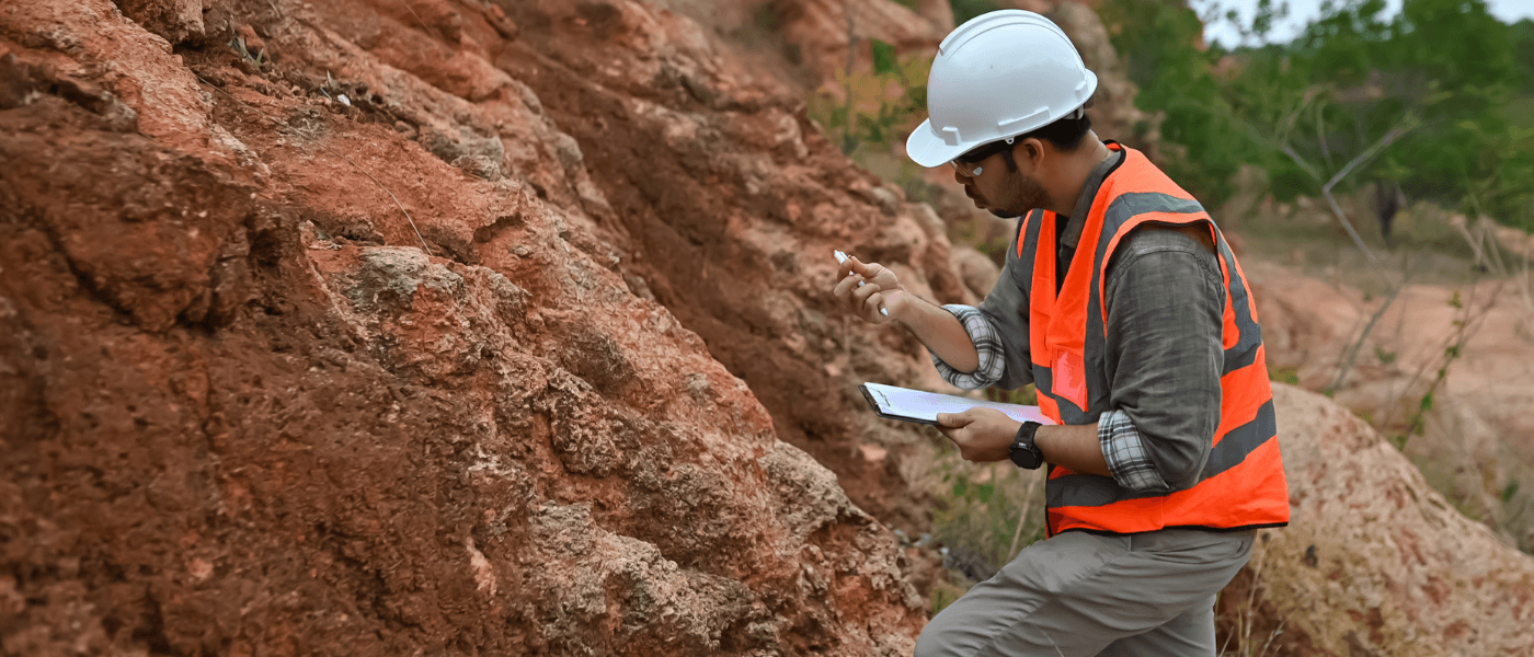 Maestría en Geología: explora el territorio, evalúa sus recursos y amplía tus oportunidades profesionales