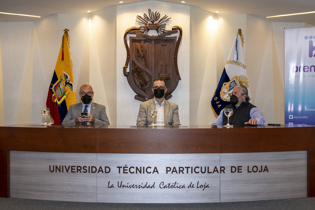 Prendho gradúa a 25 emprendedores nacionales