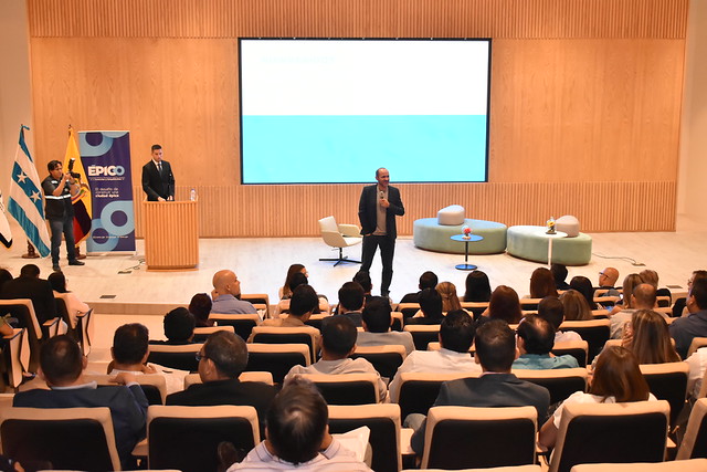 Prendho UTPL participa en encuentro nacional de innovación