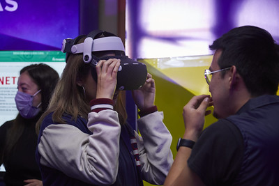 Los estudiantes interactuaron con herramientas de realidad virtual