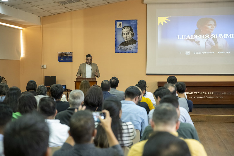 Leaders Summit: digitalización y sostenibilidad para líderes de empresas