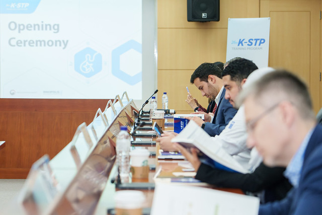 Ecuador y UTPL presentes en la formación de parques científicos y tecnológicos del mundo