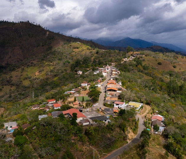 Proyectos de vinculación UTPL llegan a Fundochamba para impulsar el desarrollo sostenible