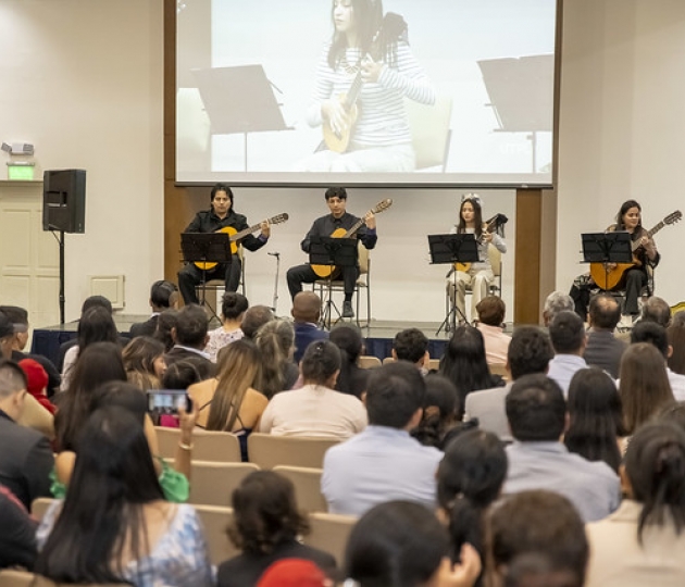 Décimo Quinta Promoción de Graduados ESCOP UTPL