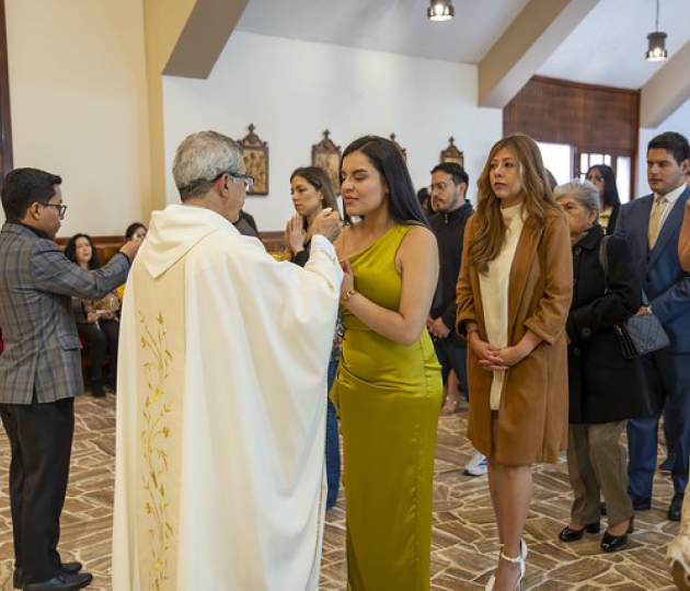 Imposición de mandiles a estudiantes de Fisioterapia