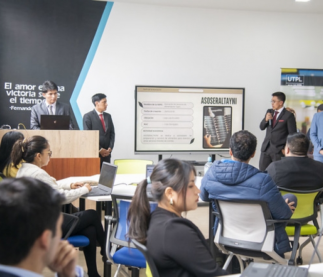 Expo Semestre Ascendere abril - agosto 2025