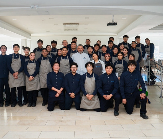 Aldea Global Gastronómica: Innovación en Equipos e Instalaciones de Restauración con el Mgtr. Fabián de Jesús Castañeda Orozco, de la Universidad ECCI – Colombia Aldea Global Gastronómica: Innovación en Equipos e Instalaciones de Restauración con el Mgtr. Fabián de Jesús Castañeda Orozco, de la Universidad ECCI – Colombia