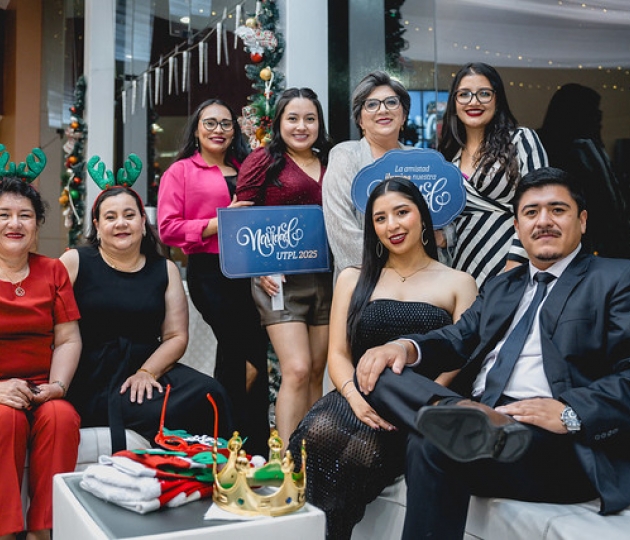 Cenas de navideñas UTPL 2025
