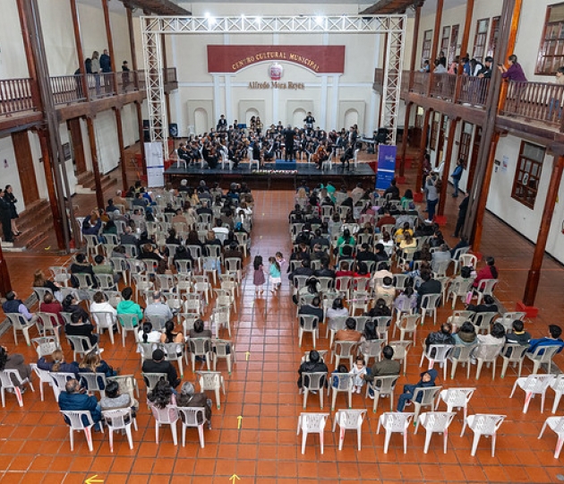 Primer encuentro de SINFIN UTPL y la Academia de música de Sol a Sol de Guayaquil