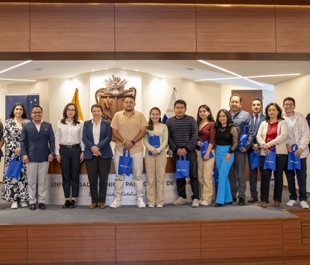 Premiación - Jingle Bells UTPL 2025