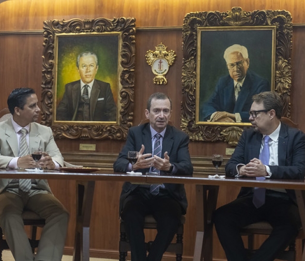 Firma de convenios UTPL – Superintendencia de Competencia Económica Firma de convenios UTPL – Superintendencia de Competencia Económica