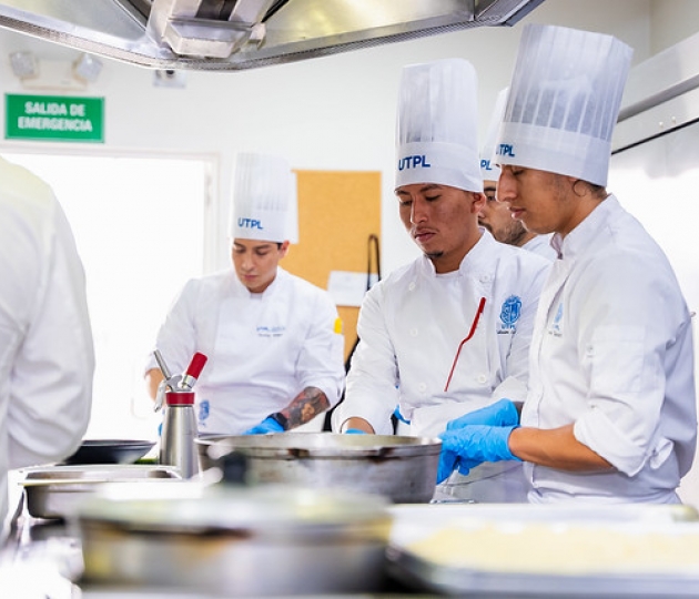 Concurso de gastronomía en la Semana del Estudiante "Fernando Rielo 2025"