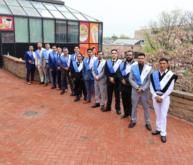 Ceremonia de incorporación de UTPL alumni en Nueva York