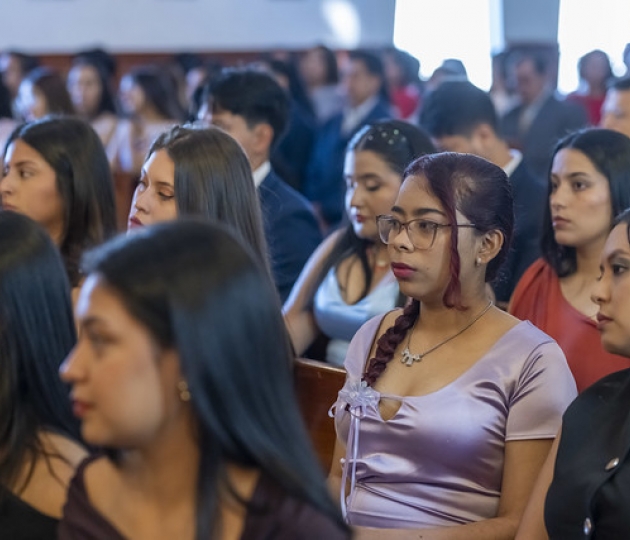 Imposición de mandiles | Carrera de Bioquímica y Farmacia