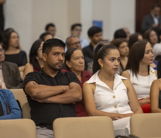 Imposición de mandiles a internos rotativos de la carrera de Nutrición y Dietética – Cohorte mayo 2025 / abril 2026