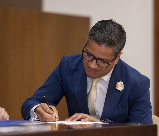 Posesión de nuevas autoridades académicas y ejecutivas