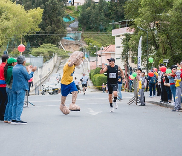 Carrera 5K Pasos Solidarios 2025