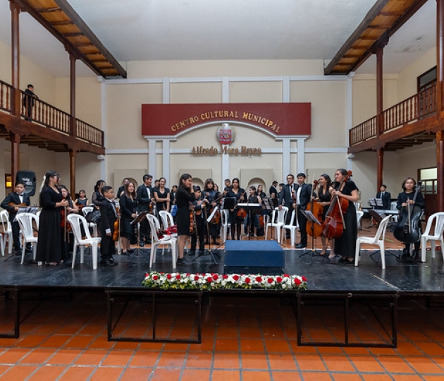 Primer encuentro de SINFIN UTPL y la Academia de música de Sol a Sol de Guayaquil