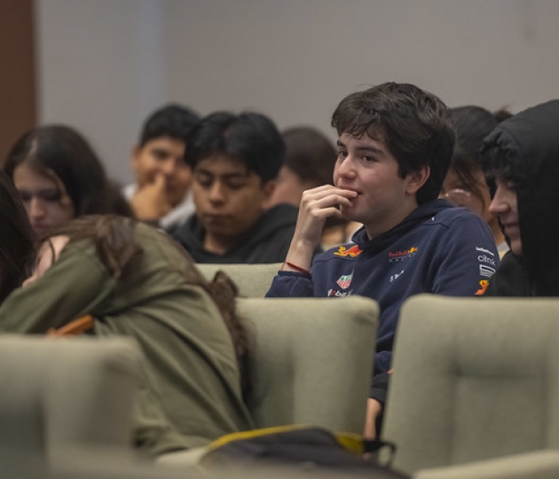 Presentación de la revista digital Política y Políticas, Volumen IV