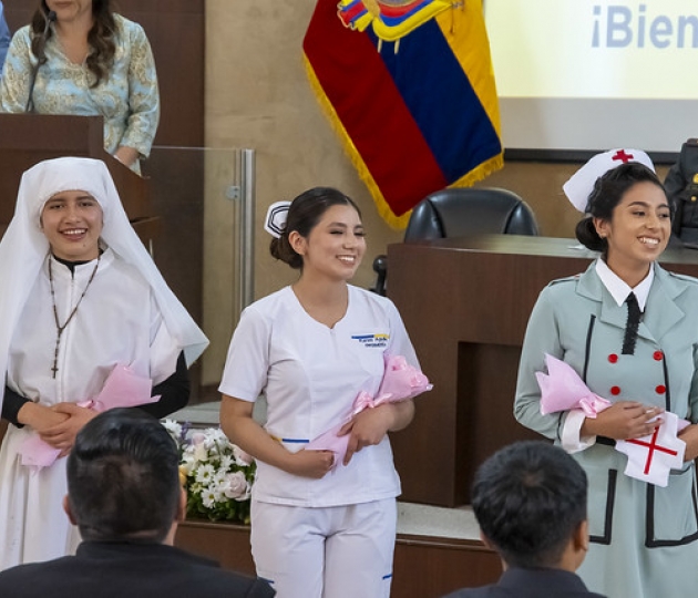 Pasarela “Enfermería a través del tiempo”