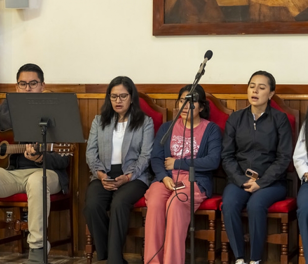 Imposición de mandiles | Carrera de Bioquímica y Farmacia