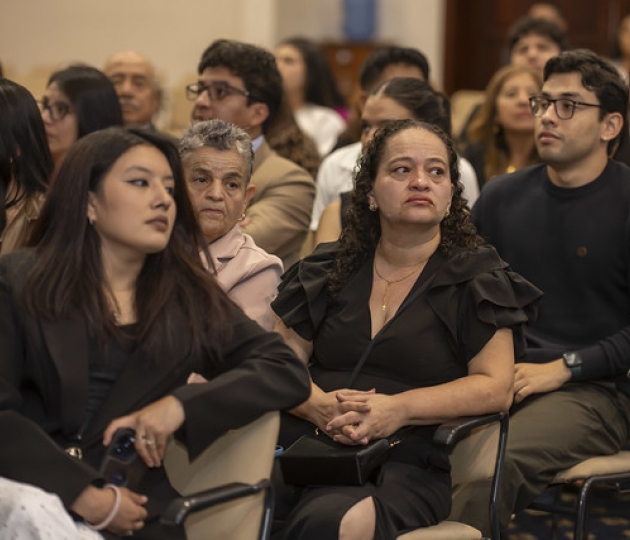 Imposición de Insignias – Carrera de Medicina