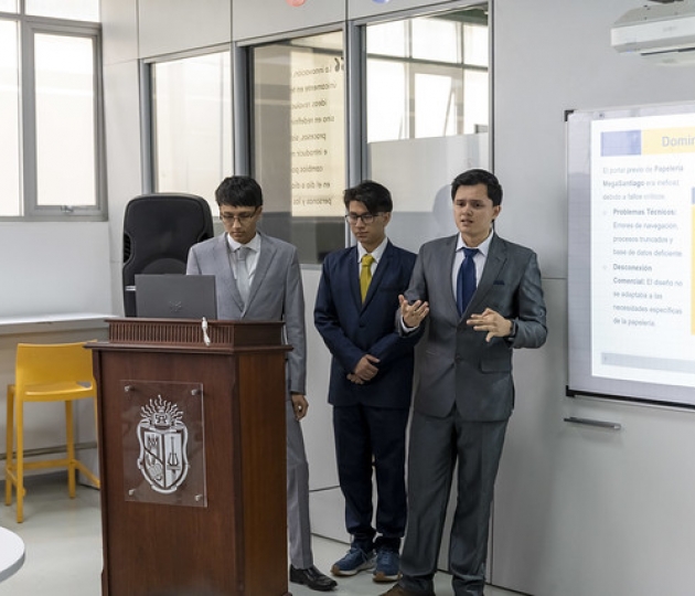 Expo Semestre Ascendere | Reto: Mejora del sistema de ventas en línea