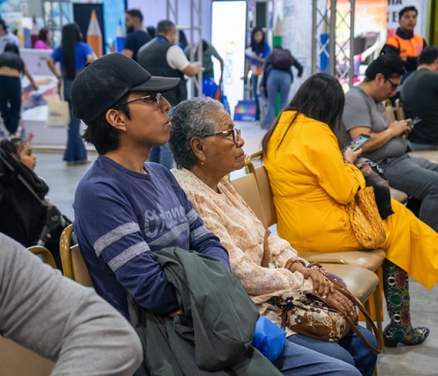Presentación del microteatro Mujerón - Lucha femenina por la igualdad de los derechos Presentación del microteatro Mujerón - Lucha femenina por la igualdad de los derechos