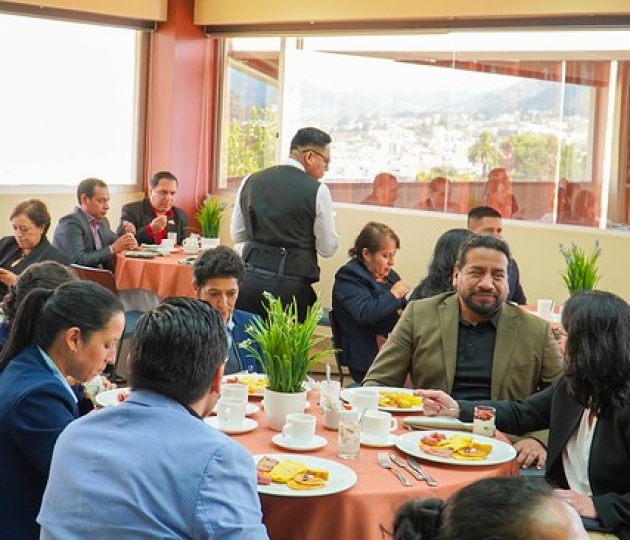 Desayuno rectoral