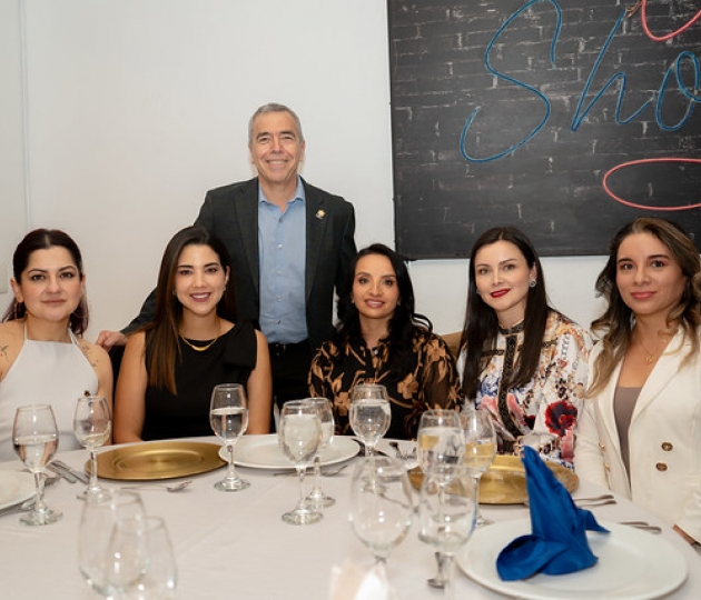 Cena de Gala por los 25 Años de Medicina UTPL Cena de Gala por los 25 Años de Medicina UTPL