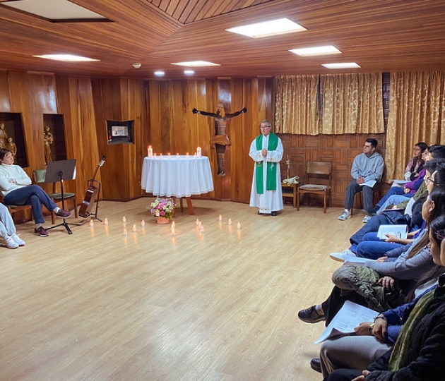 Retiro Espiritual Motus Christi para Jóvenes