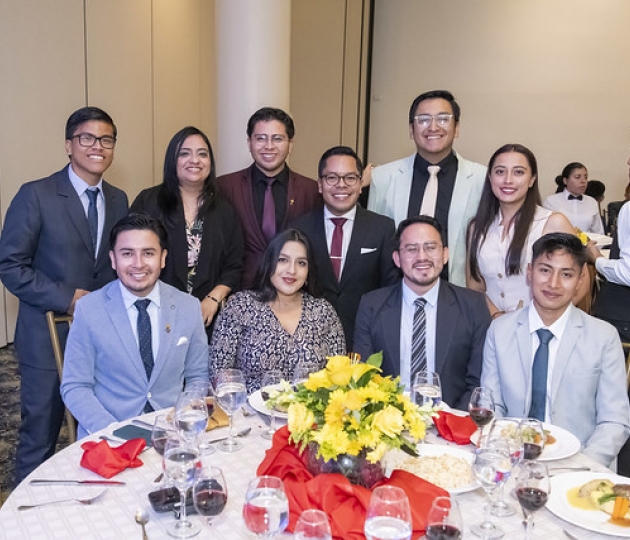 Navidad UTPL 2025 | Cena de Líderes Universitarios