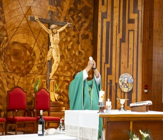 Ceremonia de Imposición de Mandiles – Medicina UTPL