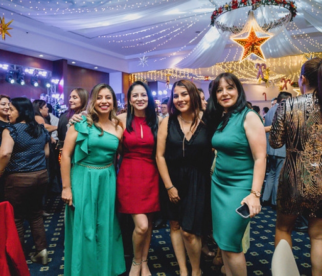 Cenas de navideñas UTPL 2025