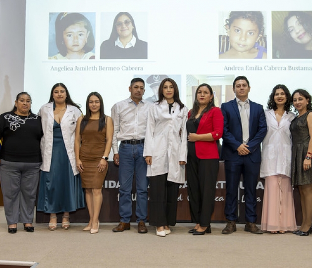 Ceremonia de imposición de mandiles a los estudiantes de 7mo ciclo de la carrera de Psicología Clínica