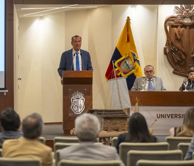 Presentación del libro “La balsa ancestral del Pacífico americano” Presentación del libro “La balsa ancestral del Pacífico americano”