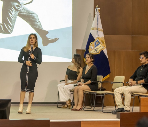 Presentación de la revista Clave