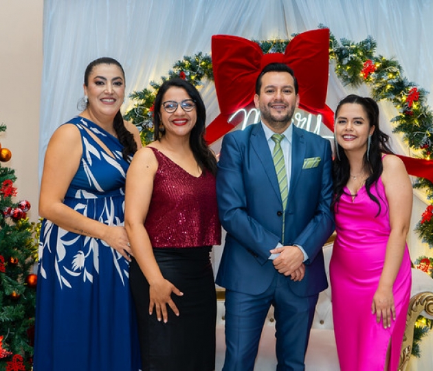 Cenas Navideñas UTPL 2025