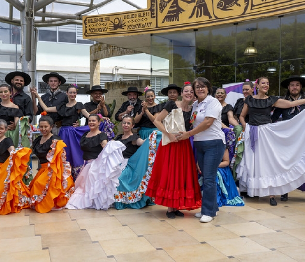 UTPL, escenario del arte y la diversidad cultural en el Festival Folclóricos Internacionales (FESFIN) 2025 UTPL, escenario del arte y la diversidad cultural en el Festival Folclóricos Internacionales (FESFIN) 2025